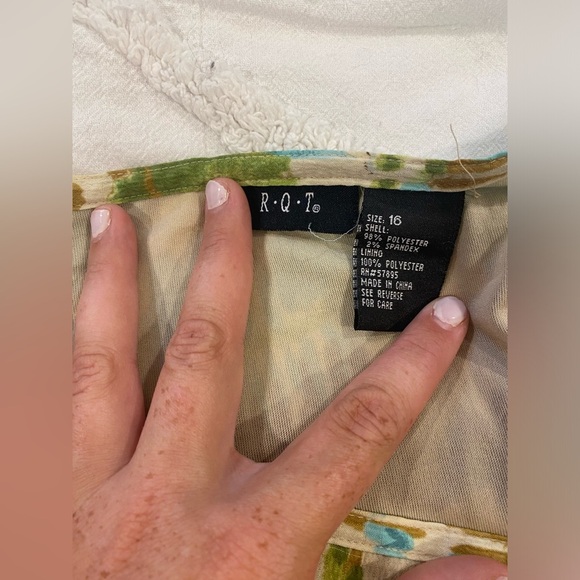 Vintage R.Q.T. Floral A-line Short MIDI Skirt Size 16 - Picture 6 of 7